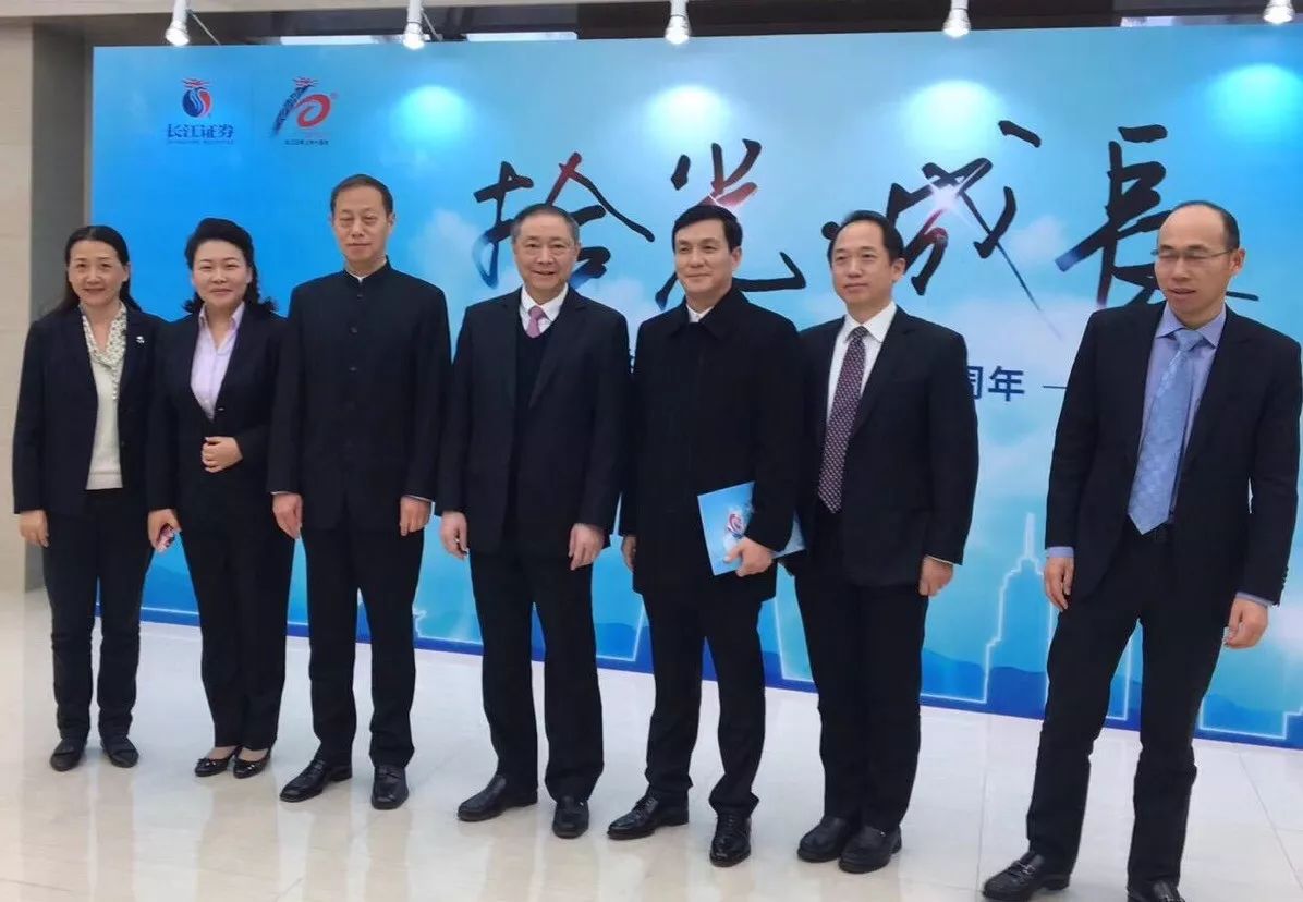 长江证券济南(长江证券济南经十路营业部王成运)