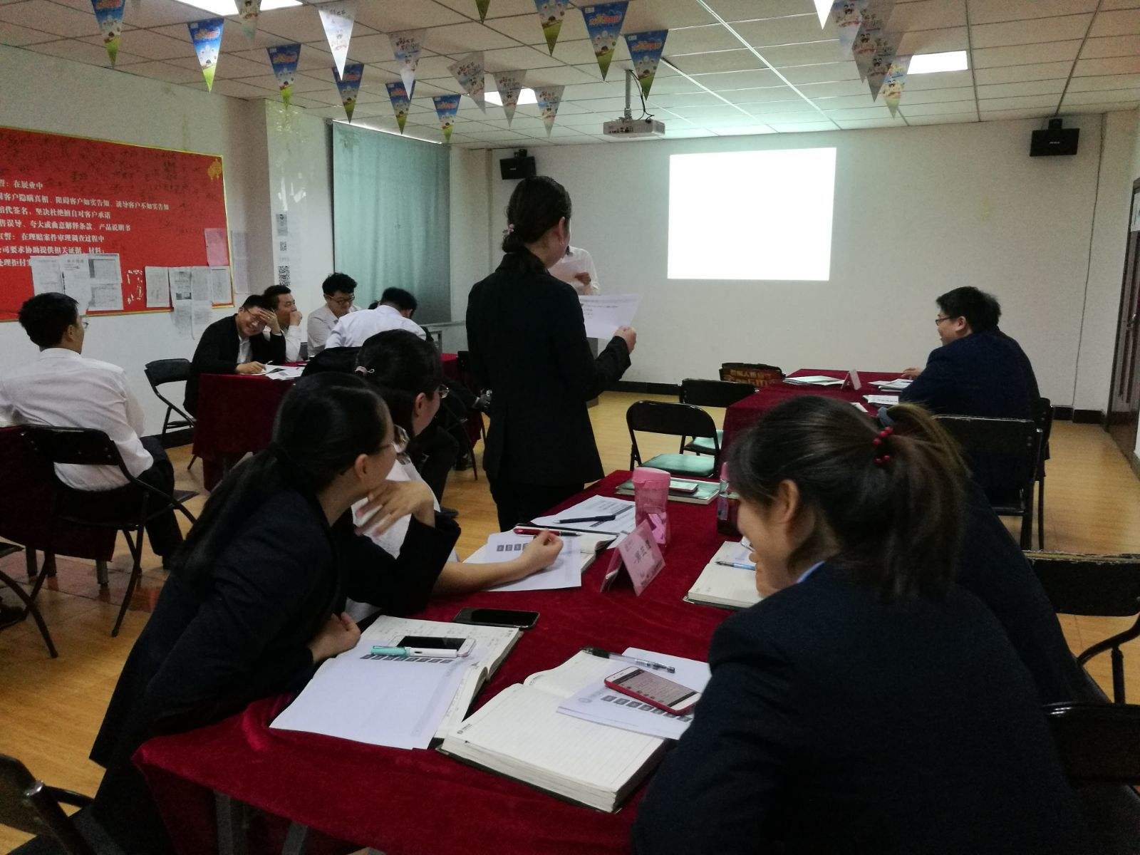 证券公司内勤(证券公司内勤岗位怎么样)